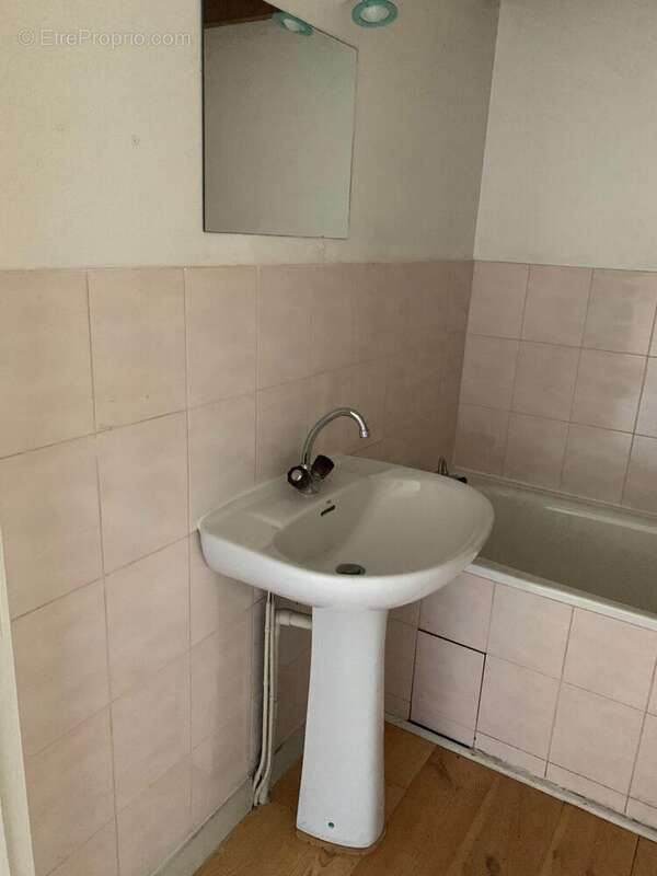 Photo 5 - Appartement à LA SEAUVE-SUR-SEMENE