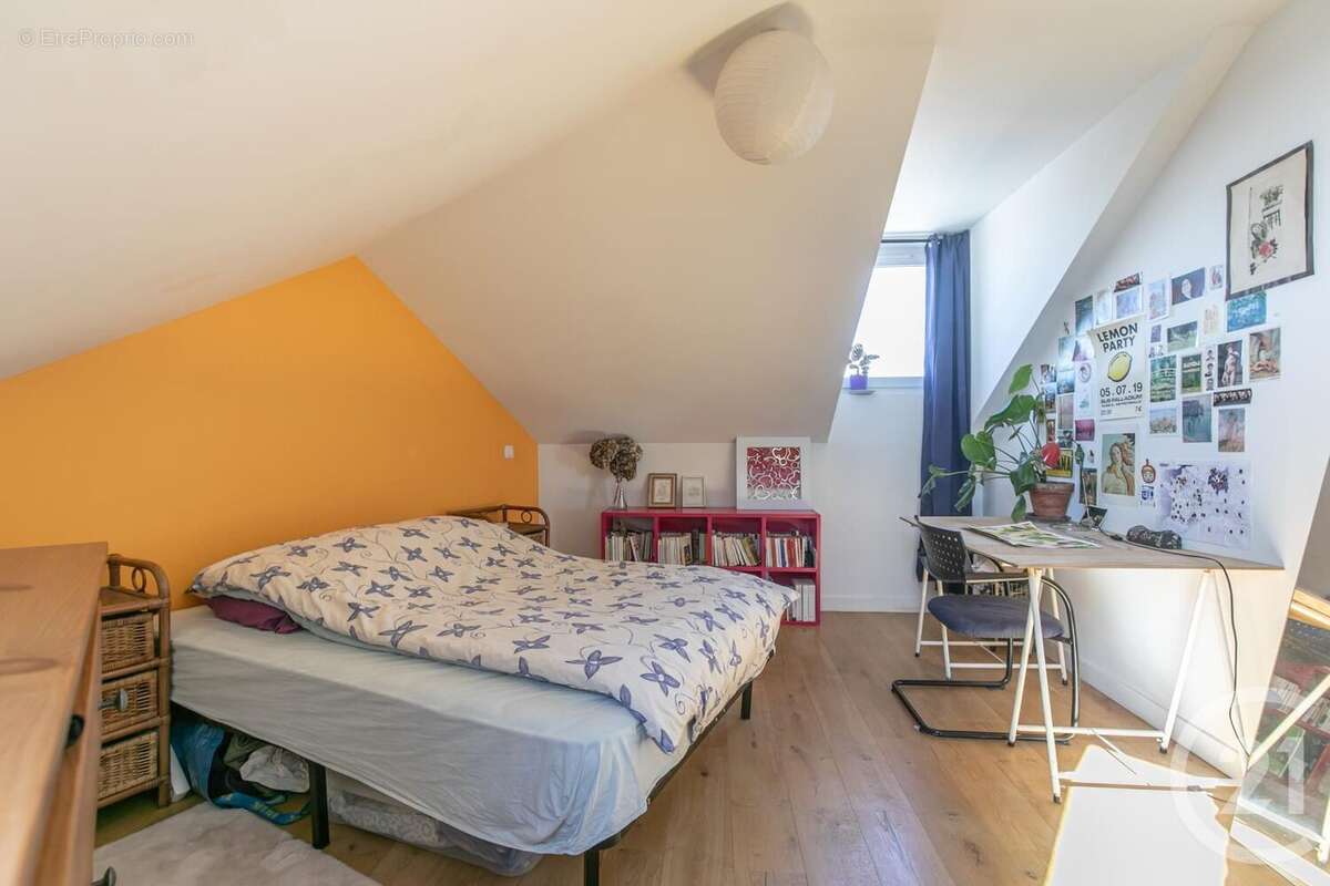 Appartement à SAINT-MAUR-DES-FOSSES