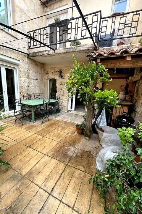 Appartement à REDESSAN