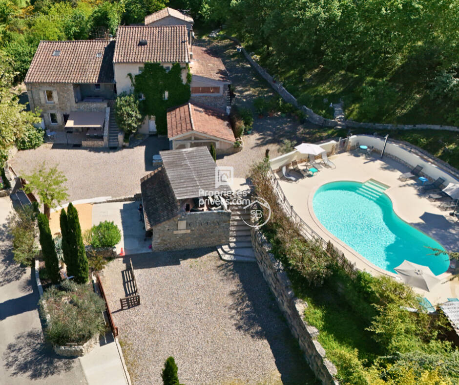 Maison à VALLON-PONT-D&#039;ARC
