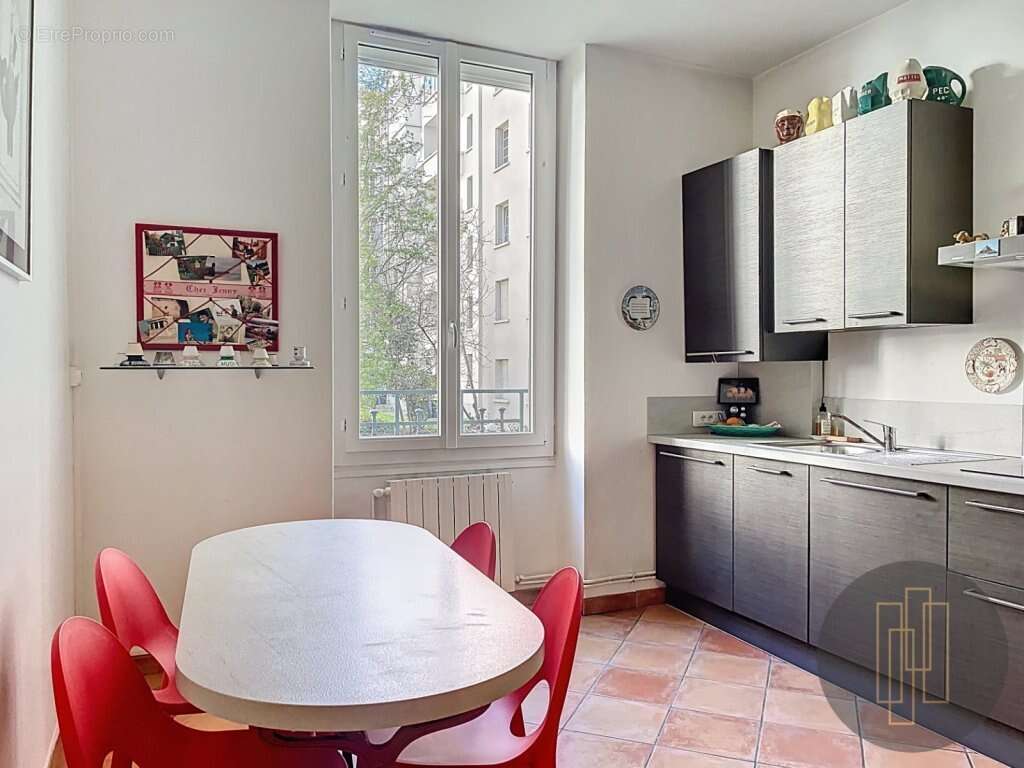 Appartement à LYON-6E