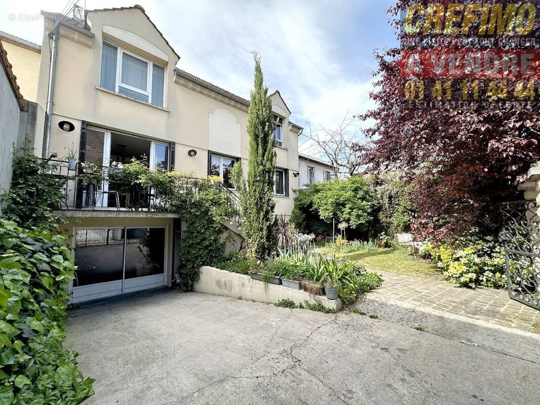 Maison à ASNIERES-SUR-SEINE