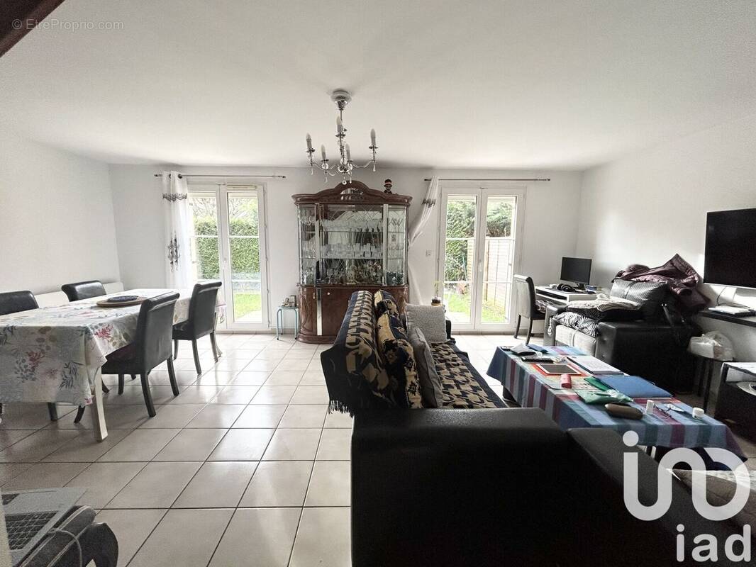 Photo 1 - Maison à MAFFLIERS
