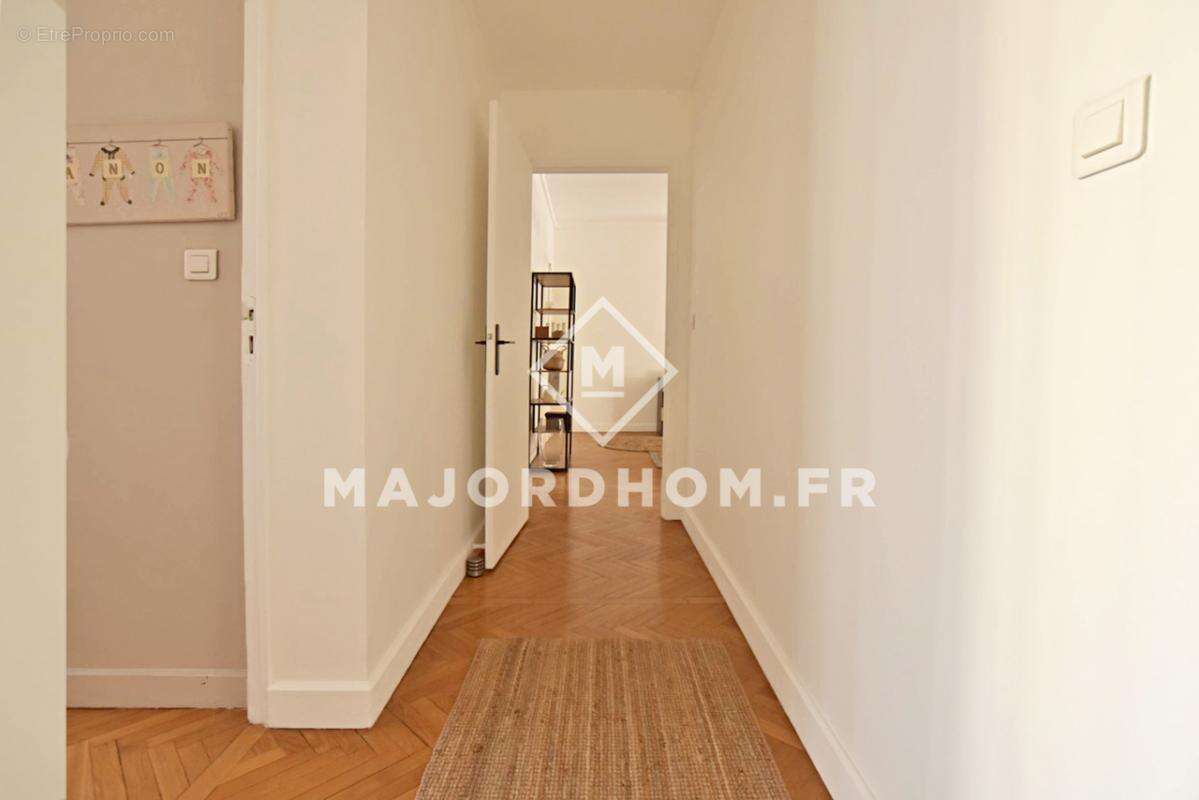 Appartement à MARSEILLE-8E