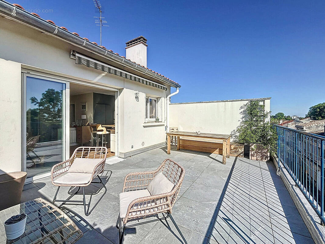 Appartement à BORDEAUX