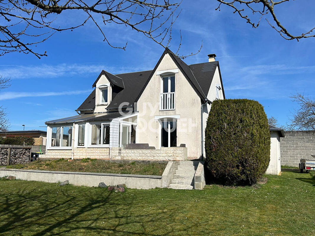 Maison à MONDEVILLE
