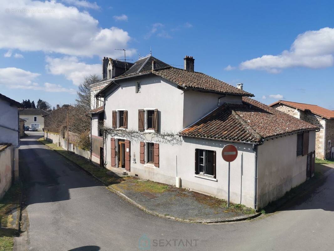 Maison à VIDEIX