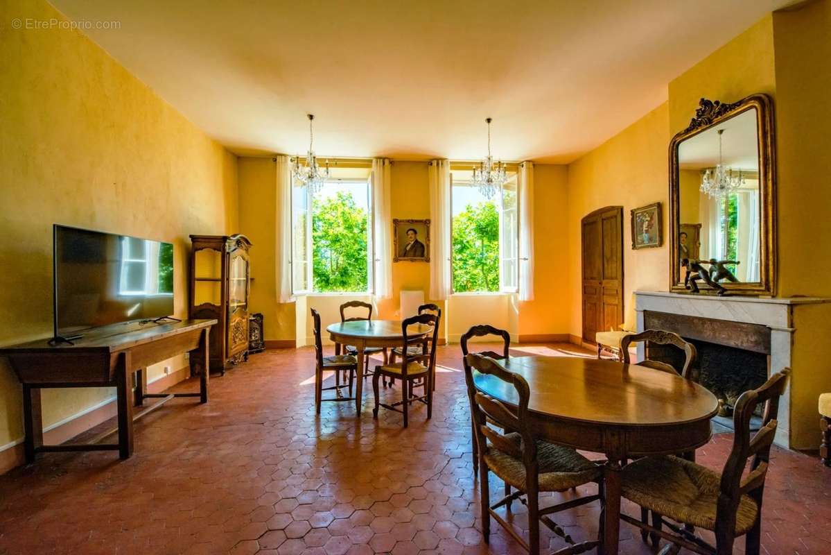 Maison à BRUE-AURIAC