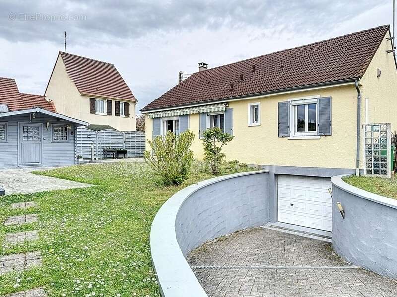 Maison à BEAUMONT-SUR-OISE