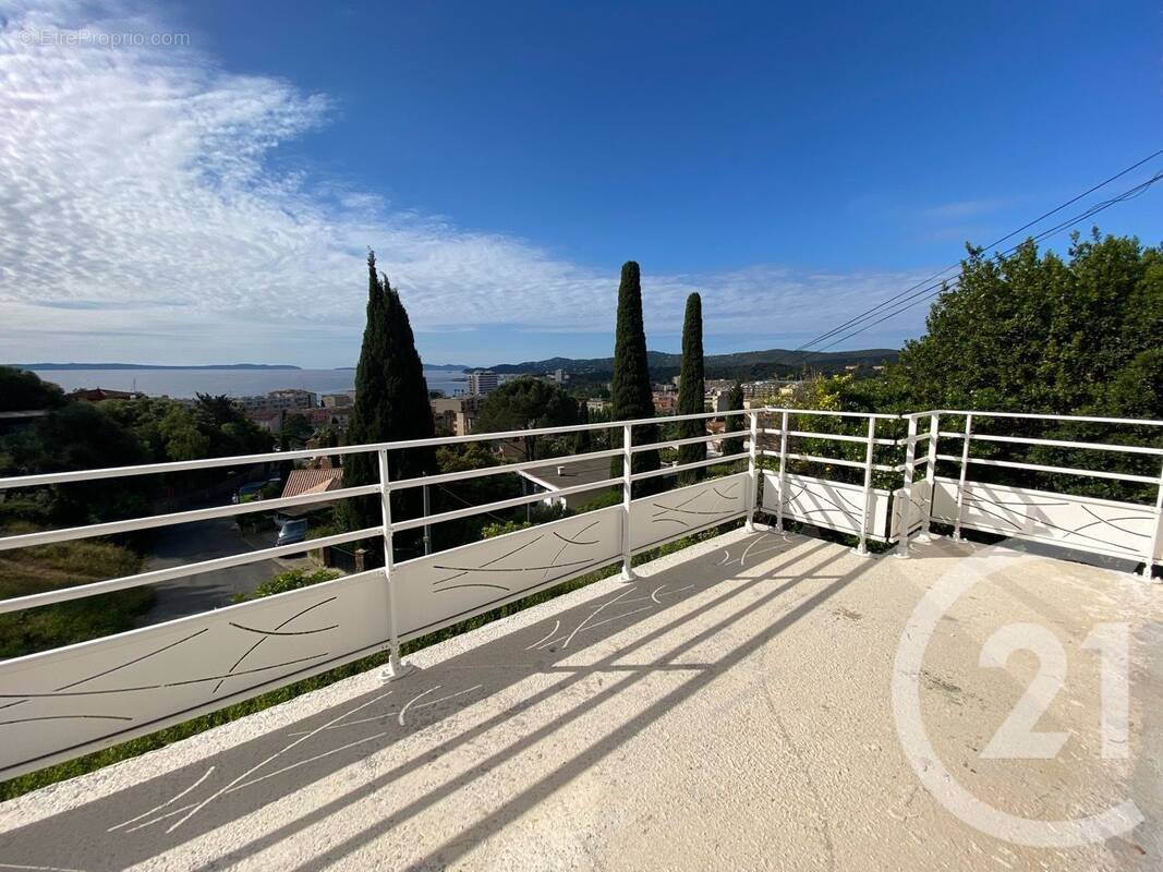 Appartement à LE LAVANDOU