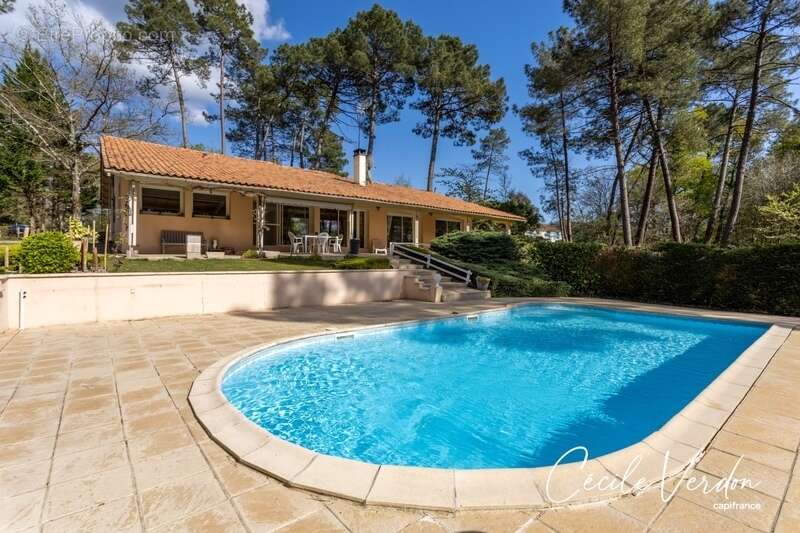 Maison à LA FORCE