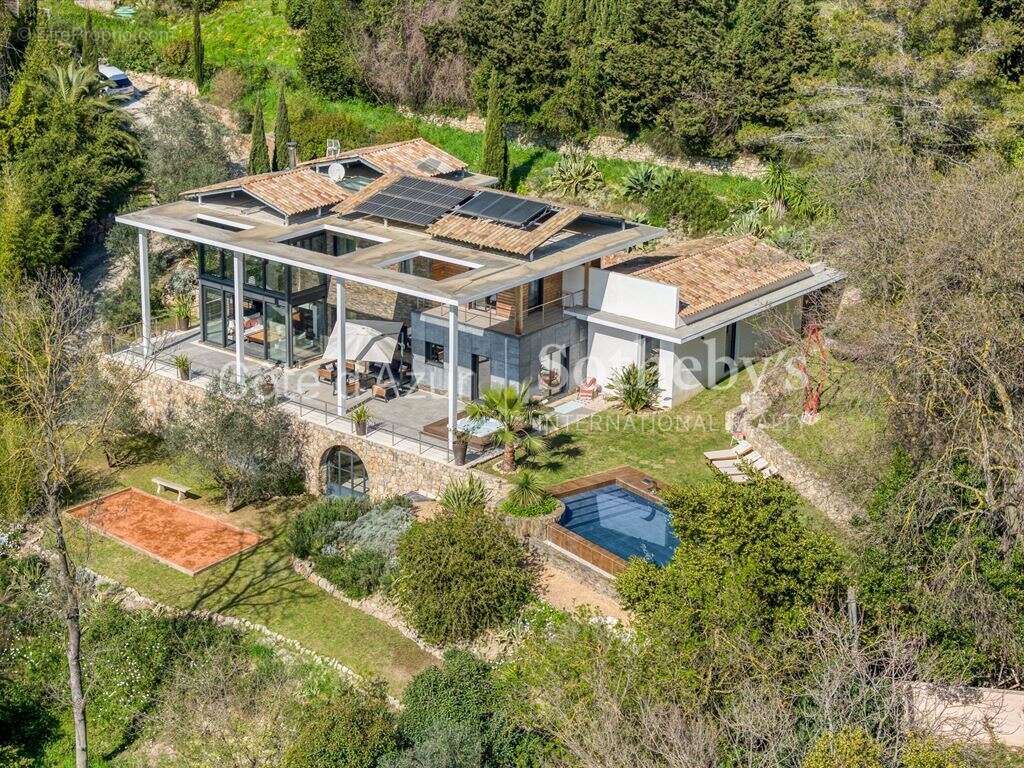 Maison à MOUGINS