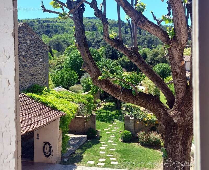 Maison à LOURMARIN