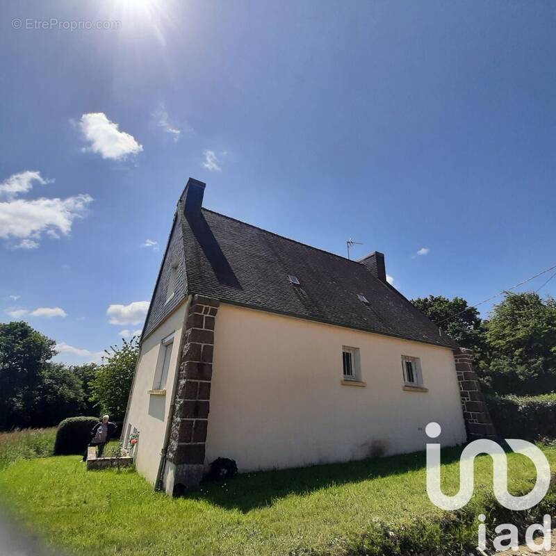 Photo 1 - Maison à CARHAIX-PLOUGUER
