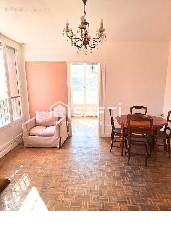 Photo 3 - Appartement à TASSIN-LA-DEMI-LUNE