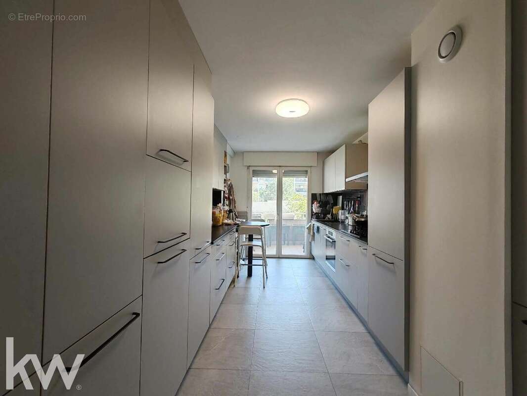 Appartement à LYON-6E