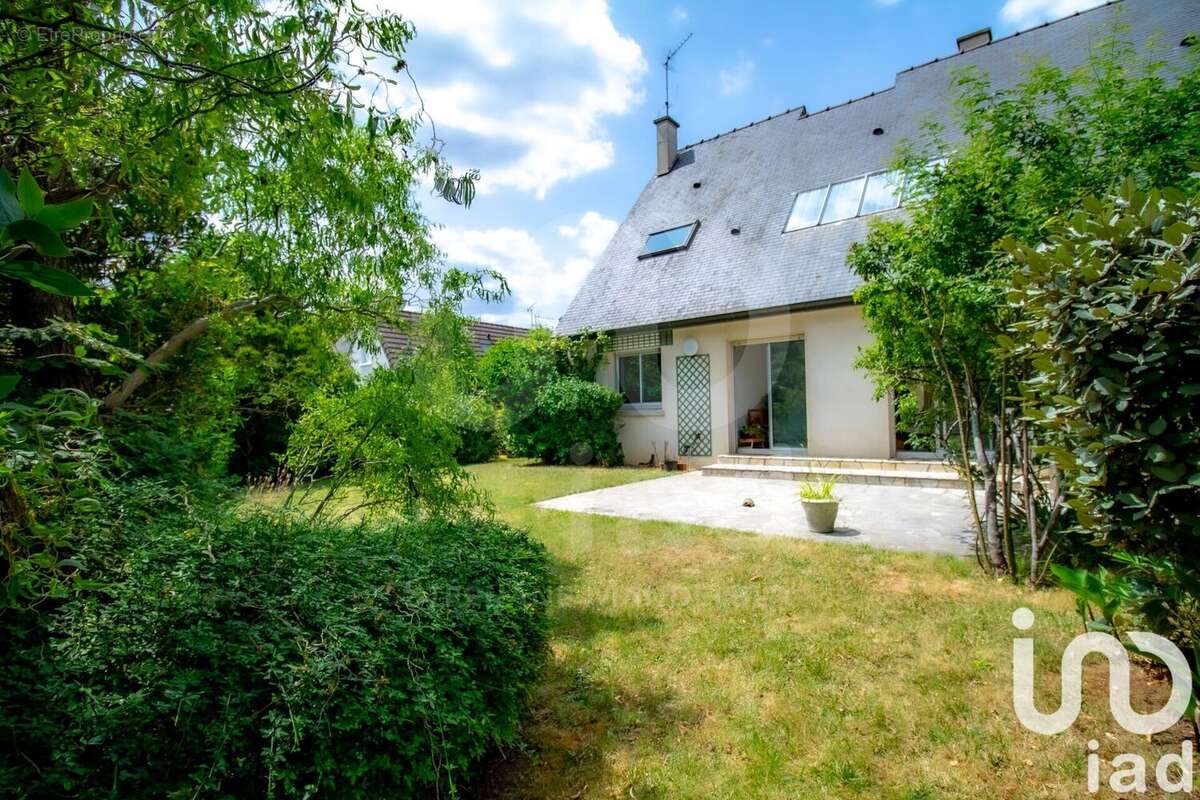 Photo 3 - Maison à SAINT-MAUR-DES-FOSSES