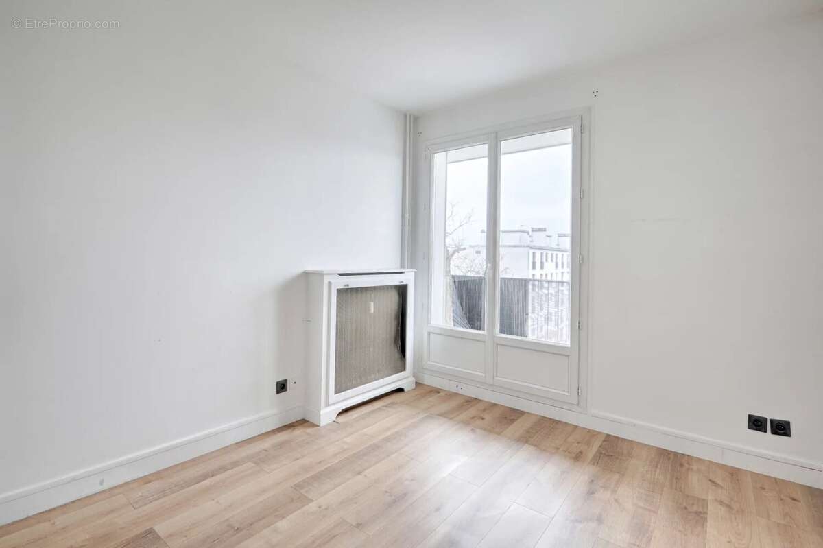Appartement à SAINT-MAUR-DES-FOSSES