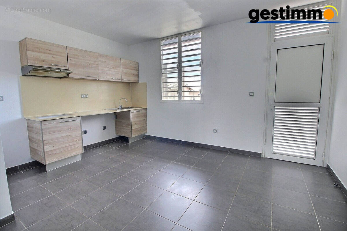 Appartement à CAYENNE