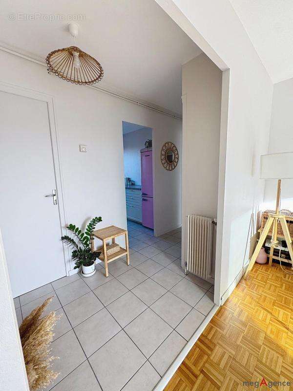 Appartement à ECHIROLLES