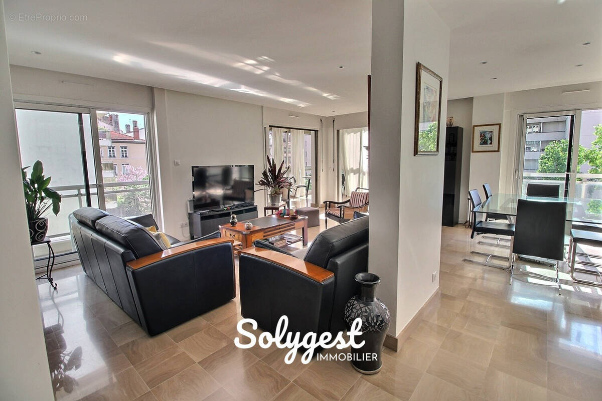 Appartement à LYON-6E