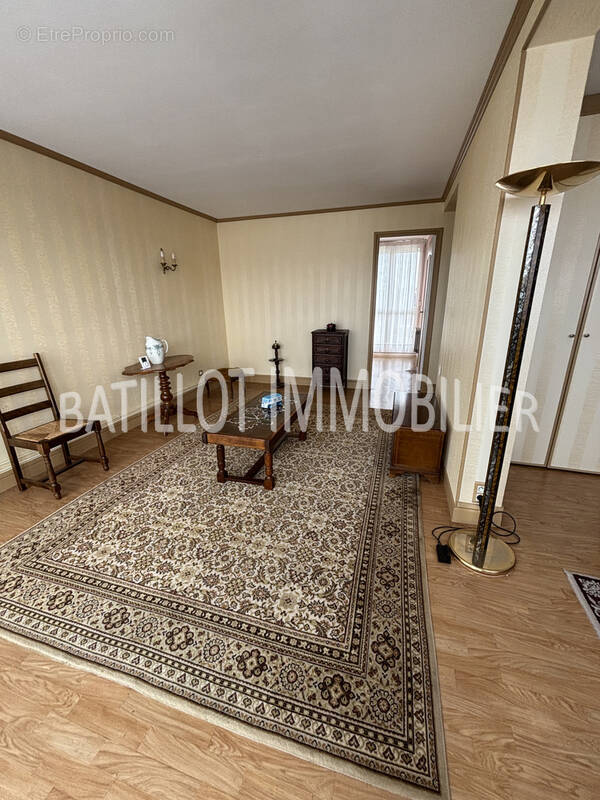 Appartement à TINQUEUX