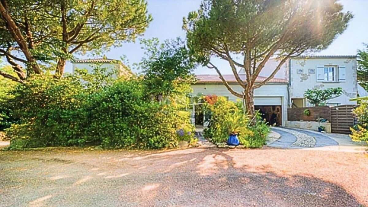 Maison à SAINT-PIERRE-D&#039;OLERON