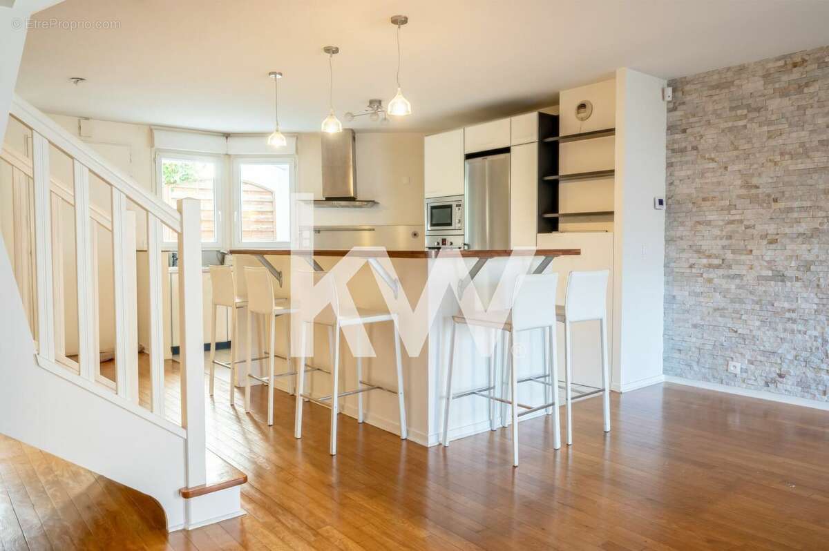 Appartement à SURESNES