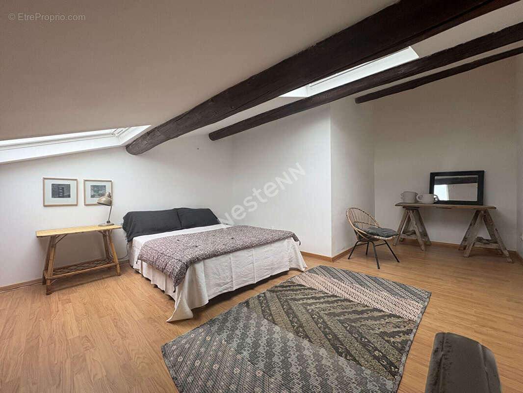 Maison à CUCURON