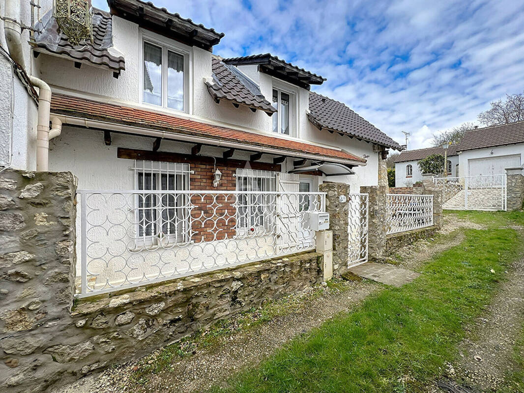 Maison à ESBLY
