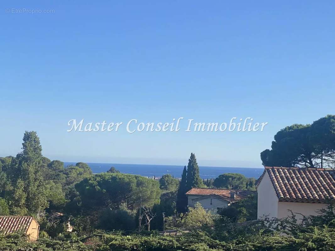 Maison à MOUGINS