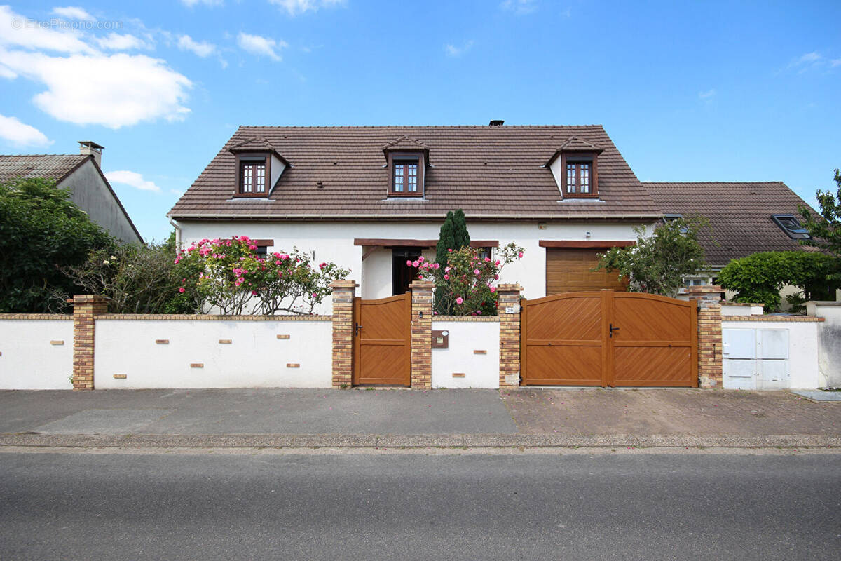 Maison à SAINT-MARTIN-LONGUEAU