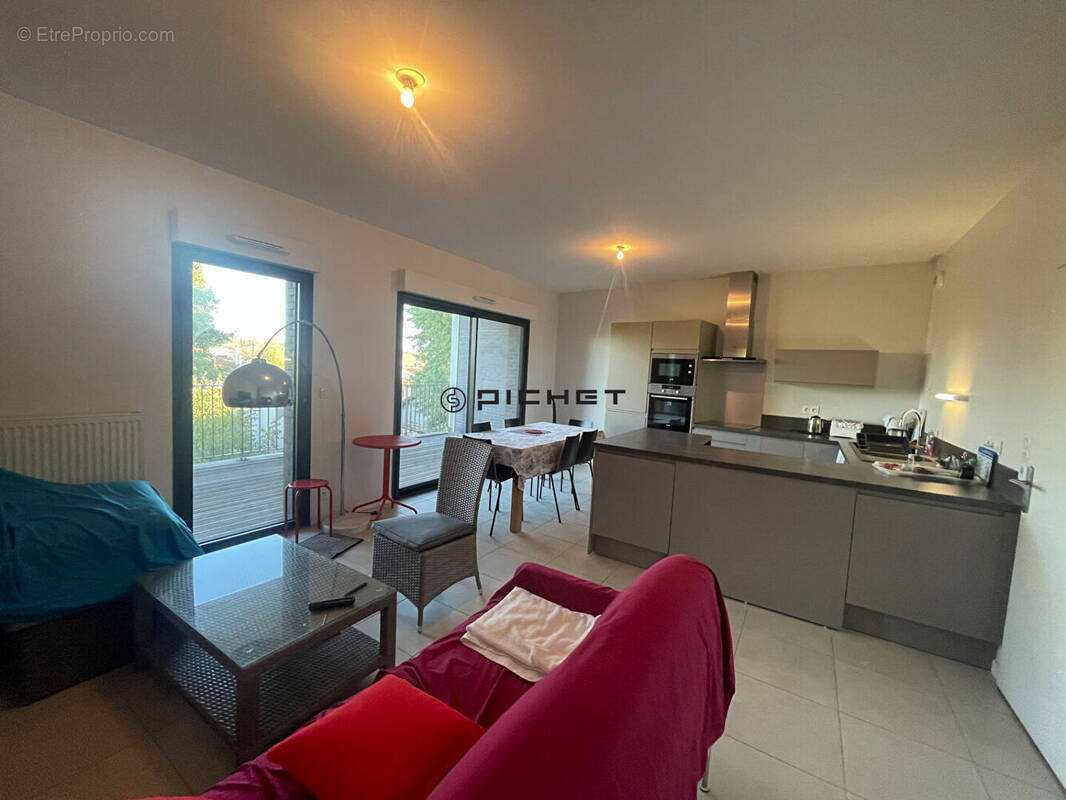 Appartement à BORDEAUX
