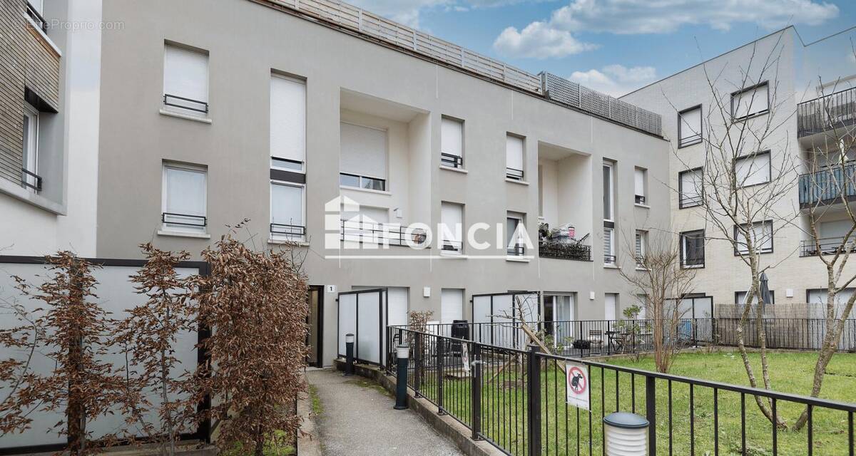 Appartement à RIS-ORANGIS