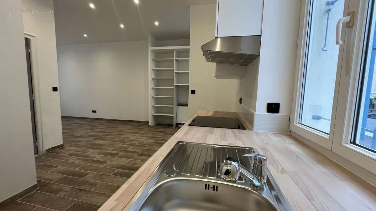 Appartement à PORT-DE-BOUC