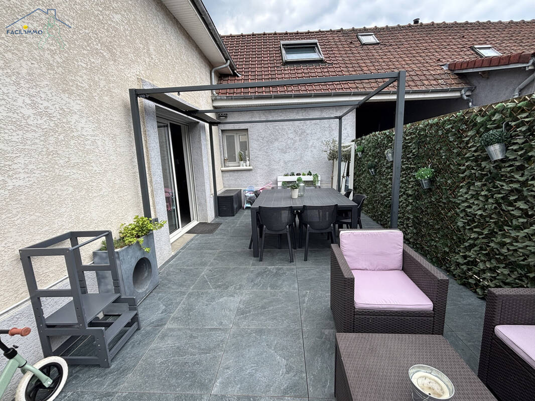 Maison à VIGNACOURT