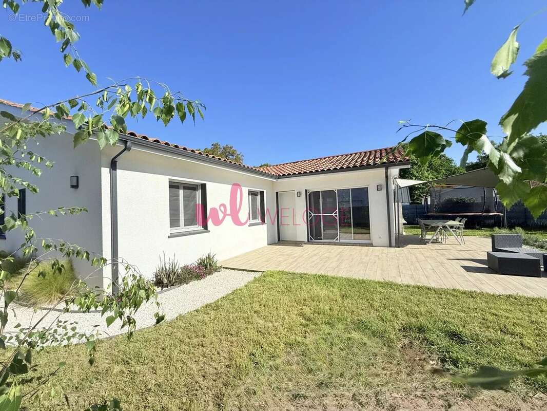 Maison à TOSSE