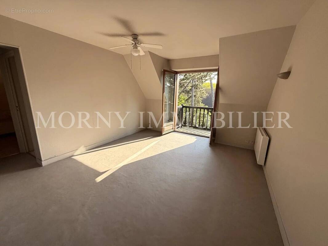 Appartement à TOURGEVILLE