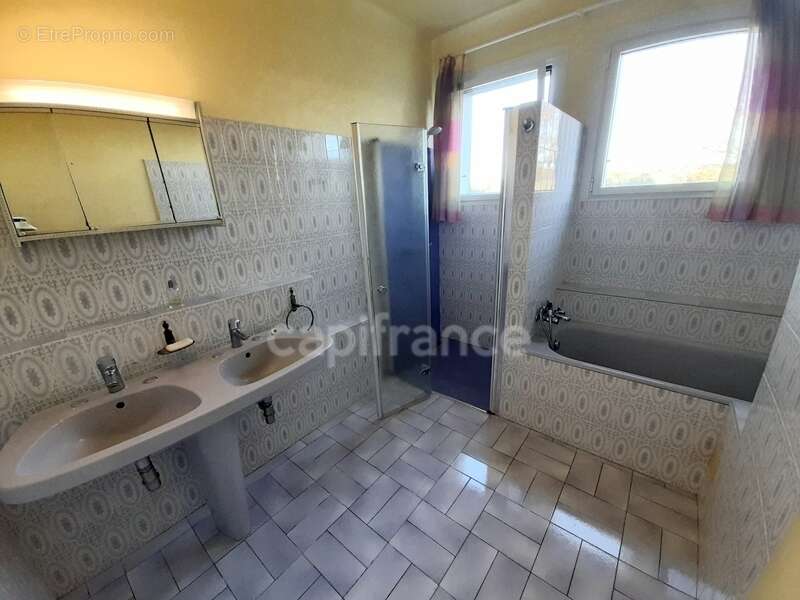 Maison à PLOGONNEC