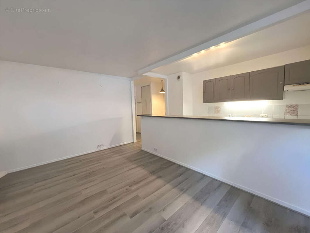 Appartement à SURESNES