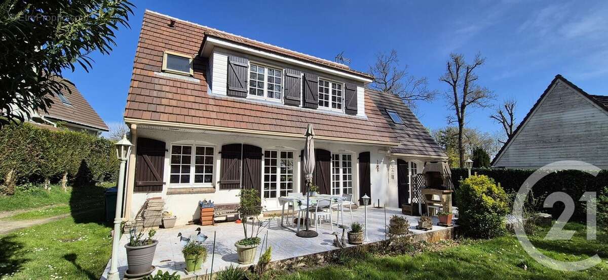 Maison à MAGNY-EN-VEXIN
