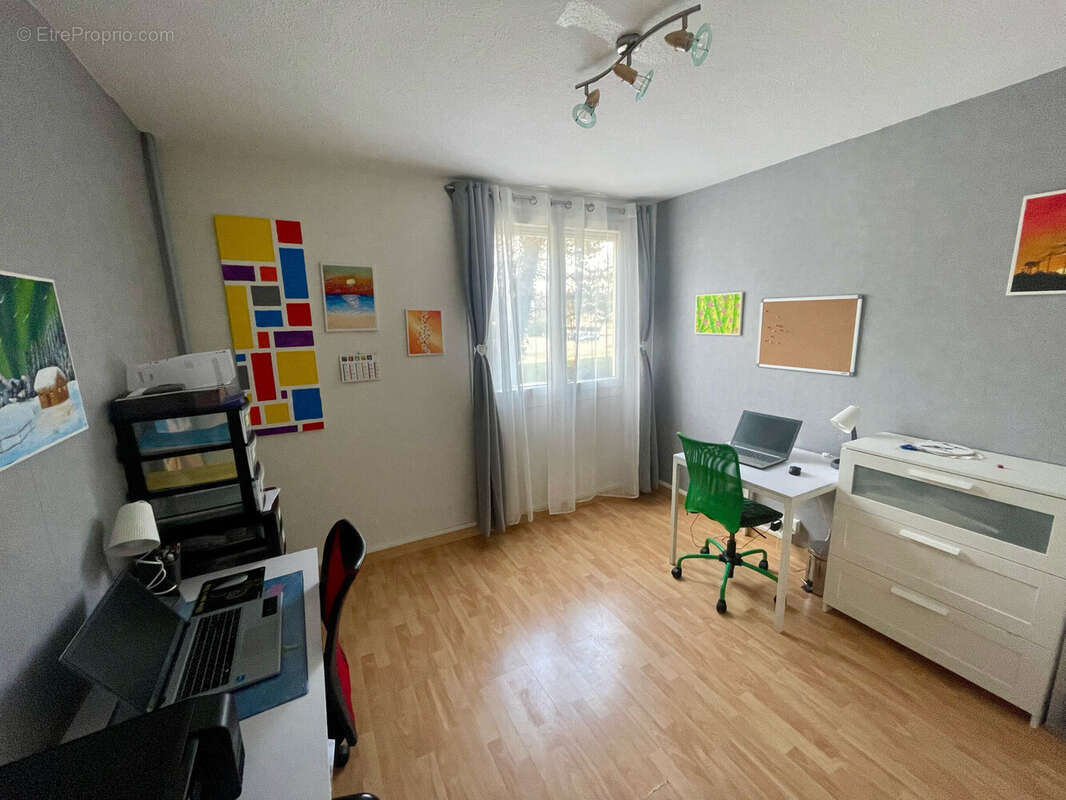 Appartement à LE PONT-DE-CLAIX