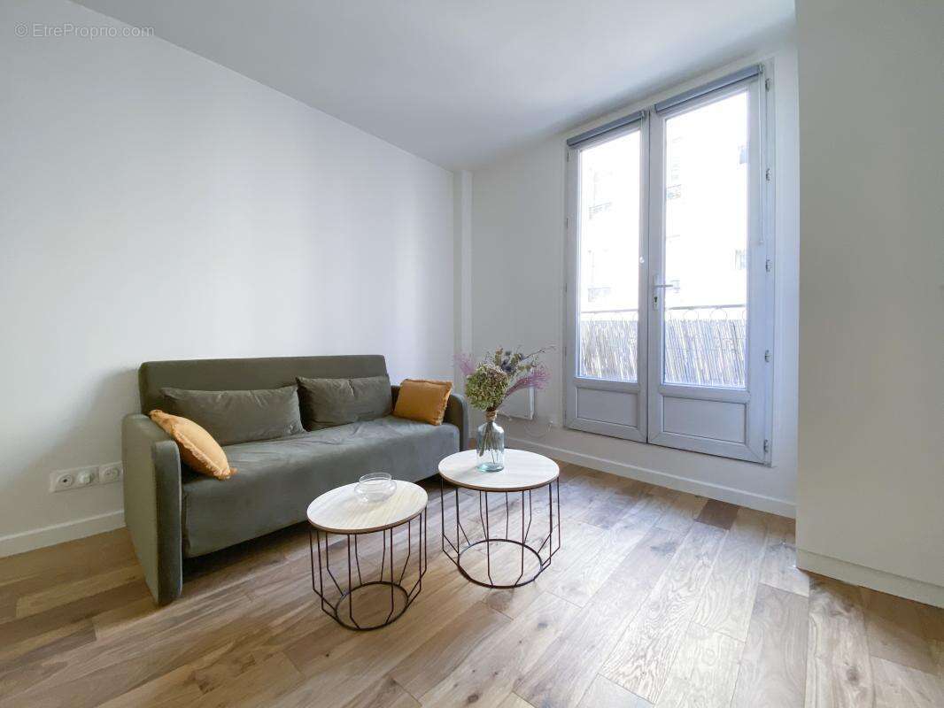 Appartement à PARIS-18E