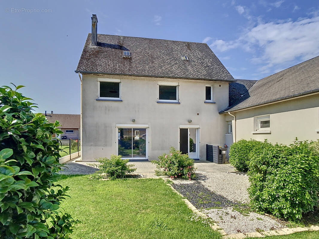 Maison à COUVAINS