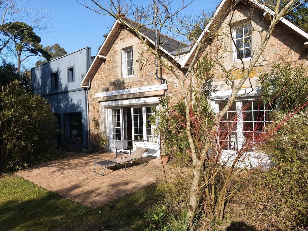 Maison à SAINT-COULOMB