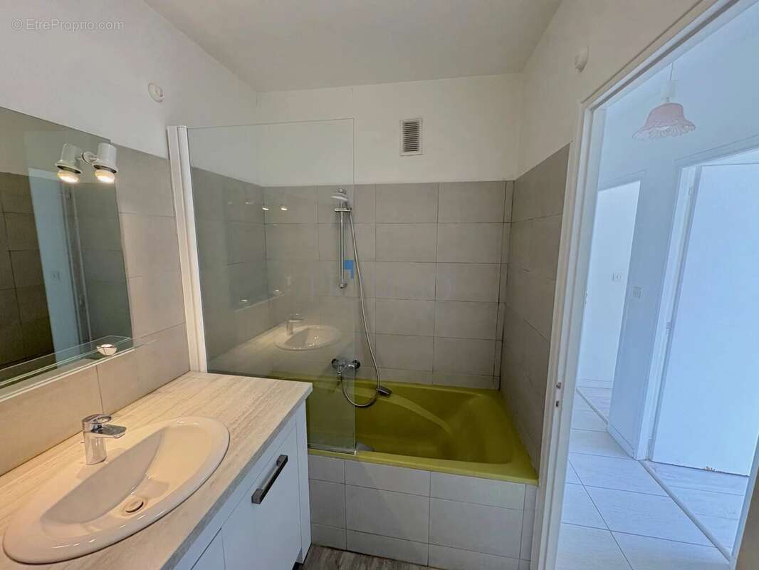 Appartement à SAINT-RAPHAEL