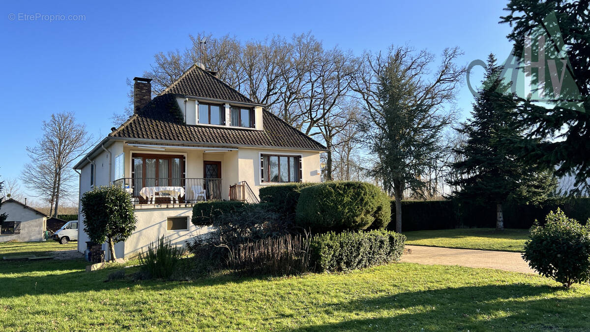 Maison à SOUPPES-SUR-LOING