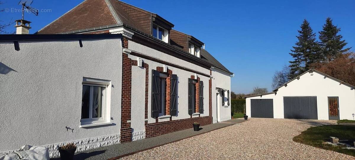 Maison à BERNAY