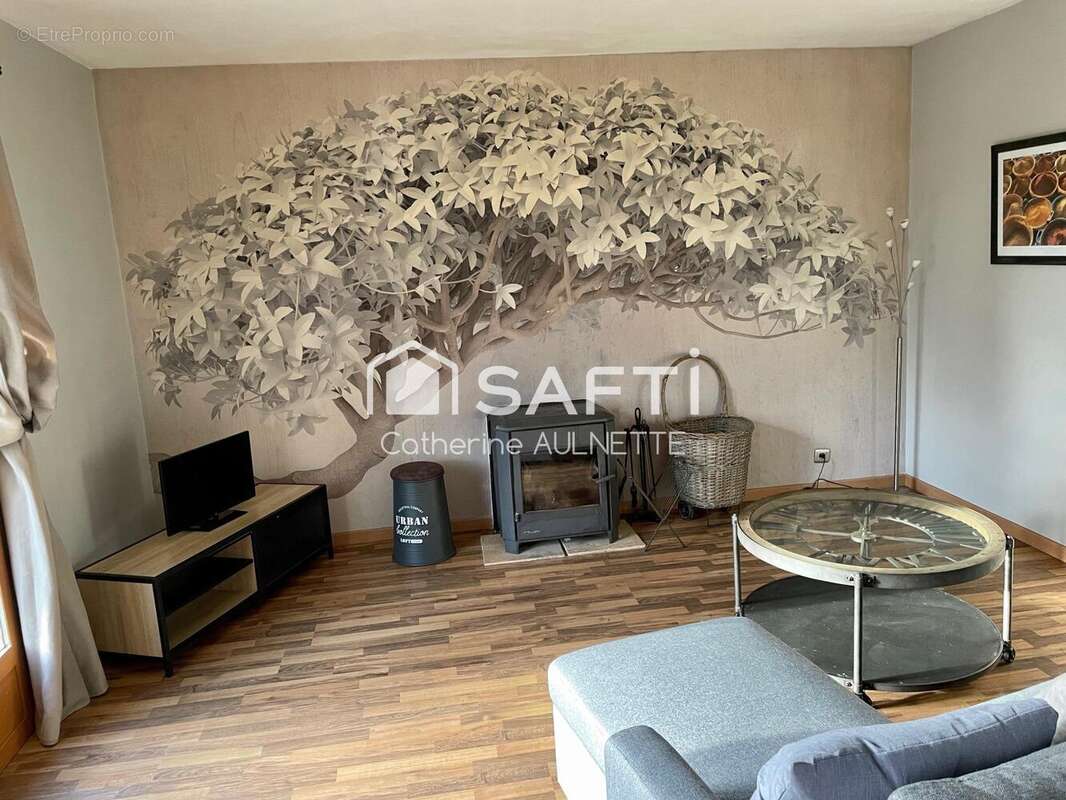Photo 3 - Maison à LA CHAPELLE-DE-BRAIN
