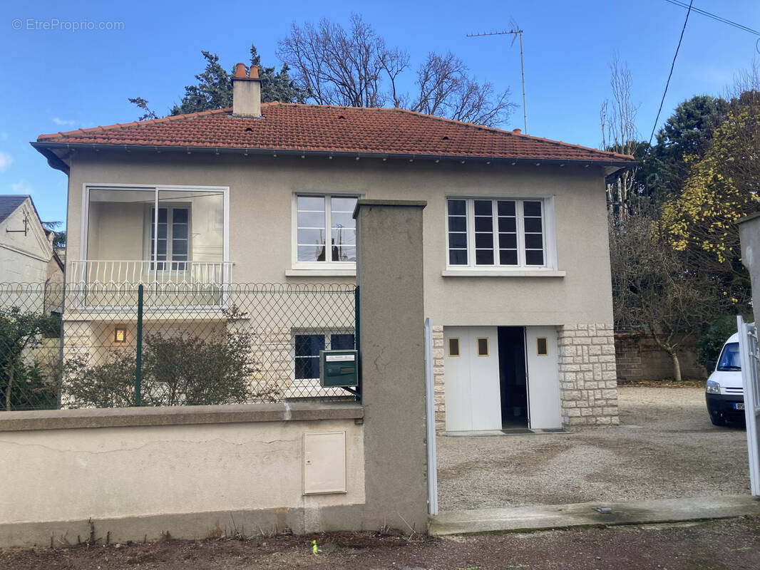 Maison à CHATELLERAULT